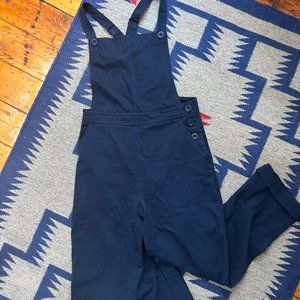 Ali Golden Fitted Overall Jumper